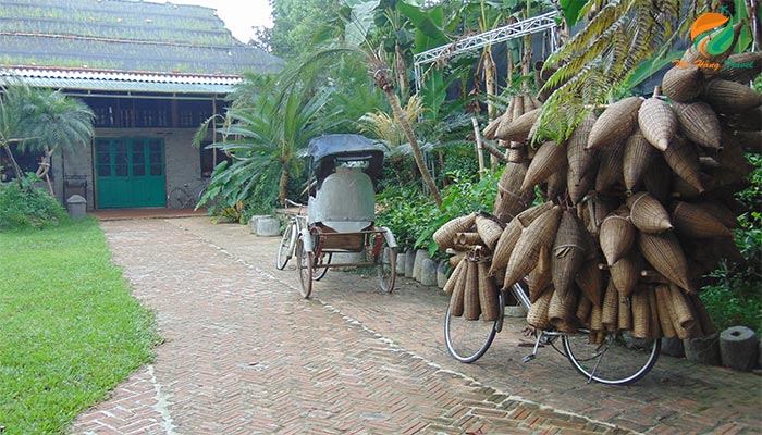 Khung cảnh đơn giản ở Long Việt
