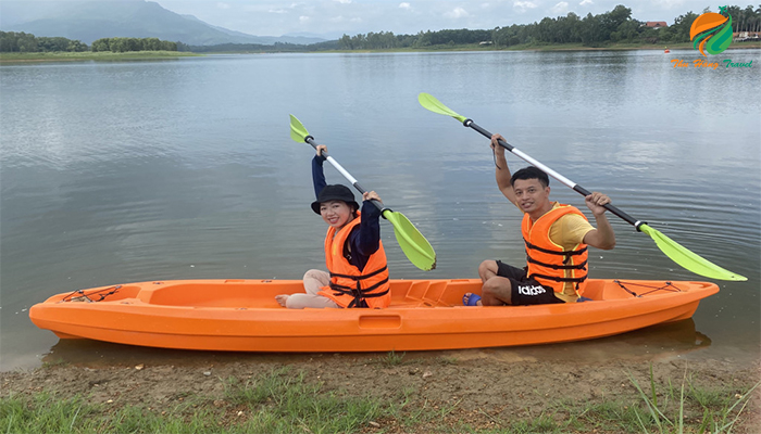 Chèo thuyền kayak cắm trại hồ suối hai ba vì