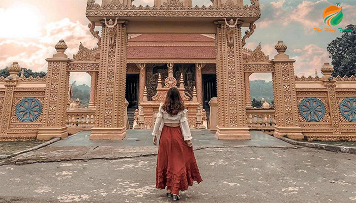 Chụp ảnh chùa Khmer Làng văn hóa