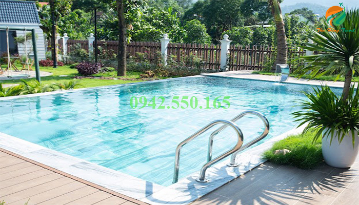 Bể bơi tại Ami Home Villa Ba Vì