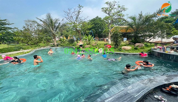 Bể bơi Bavi Myan Maison