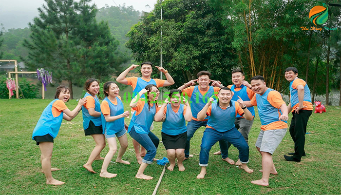 Vui chơi team building