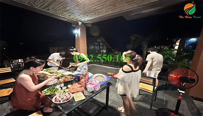 Không gian nướng BBQ ngoài trời ở khu du lịch yên bài ba vì