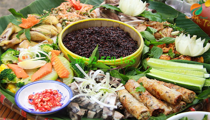 Ẩm thực du lịch Long Việt