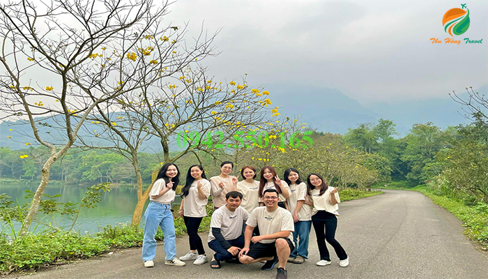Trang phục du lịch ba vì